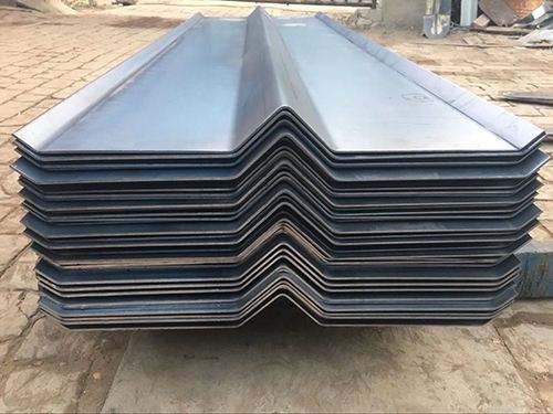 生产止水钢板批发_q235钢板相关-邯郸市三财金属制品制造有限公司